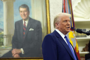 Trump Dangles $5,000 ‘Dividend’ if GOP Sweeps Congress—Tariffs Touted as Pay-For, $1.3T Cost, Mechanics Unclear